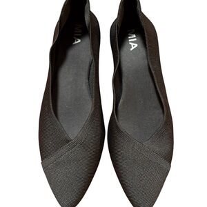 MIA Women's Elegant Black Loafers